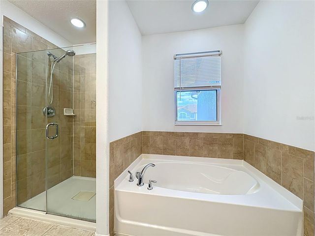 4886 MATTEO TRAIL, Orlando, FL 32839