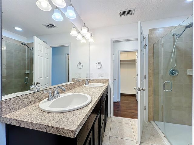 4886 MATTEO TRAIL, Orlando, FL 32839