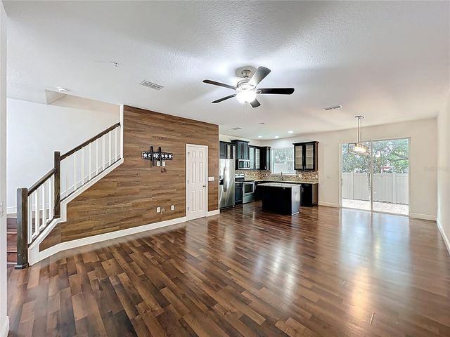4886 MATTEO TRAIL, Orlando, FL 32839