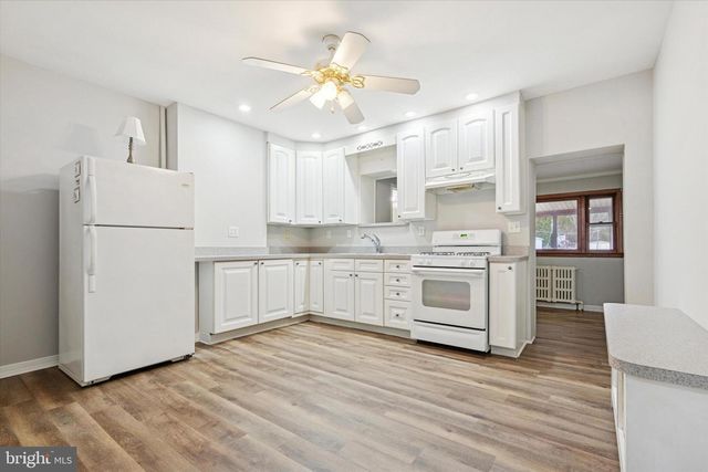 218 BULLOCK ST, Conshohocken, PA 19428