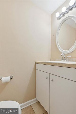 218 BULLOCK ST, Conshohocken, PA 19428