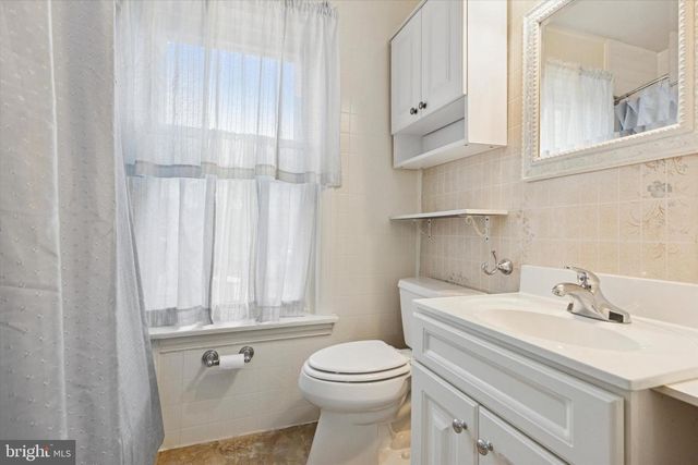 218 BULLOCK ST, Conshohocken, PA 19428