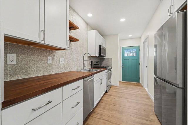 25316 Peter Kaltz Road, Warren, MI 48091