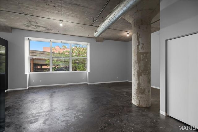 1511 Locust Street 306, St Louis, MO 63103