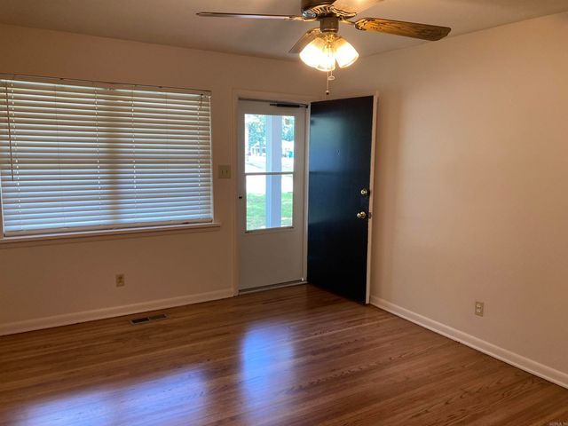 804 W 56TH Street, North Little Rock, AR 72118