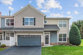 1952 Commonwealth Boulevard 4, Chanhassen, MN 55317