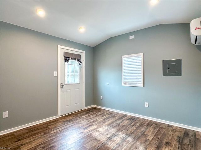 224 Farmington PL, Smithfield, VA 23430