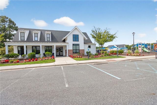 224 Farmington PL, Smithfield, VA 23430