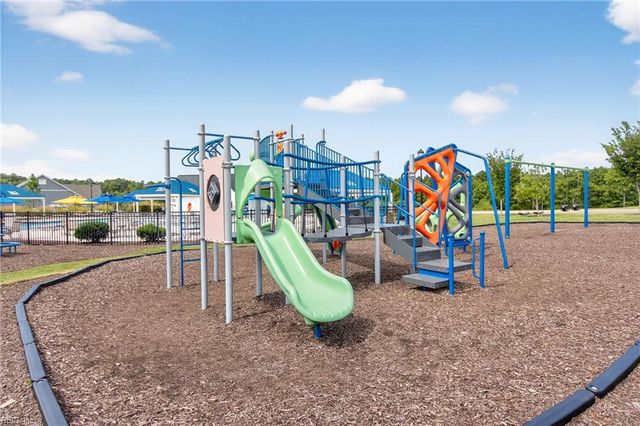 224 Farmington PL, Smithfield, VA 23430