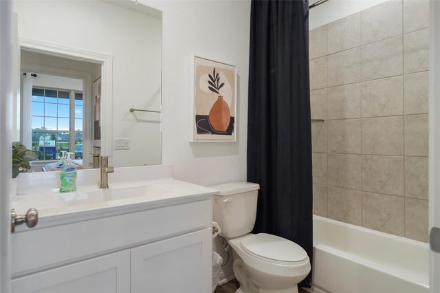 111 Gusto Cove, Sugar Land, TX 77469