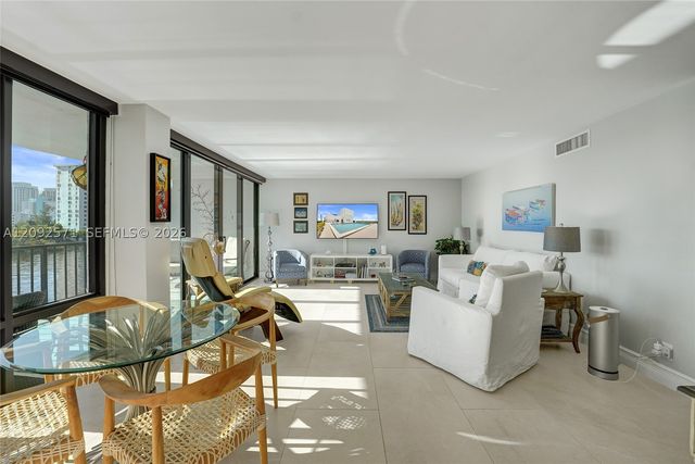 936 Intracoastal Dr 4F, Fort Lauderdale, FL 33304