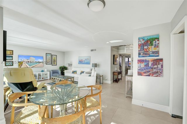936 Intracoastal Dr 4F, Fort Lauderdale, FL 33304