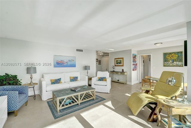 936 Intracoastal Dr 4F, Fort Lauderdale, FL 33304