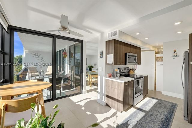936 Intracoastal Dr 4F, Fort Lauderdale, FL 33304