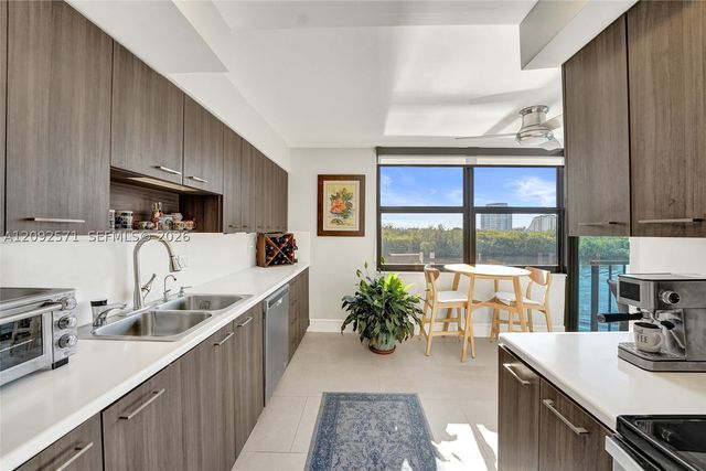 936 Intracoastal Dr 4F, Fort Lauderdale, FL 33304