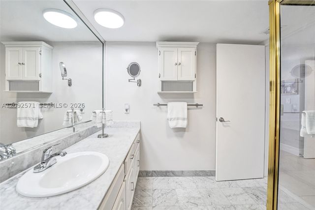 936 Intracoastal Dr 4F, Fort Lauderdale, FL 33304