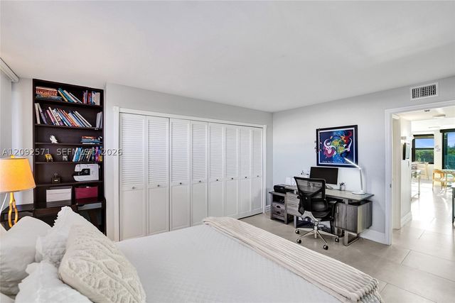 936 Intracoastal Dr 4F, Fort Lauderdale, FL 33304