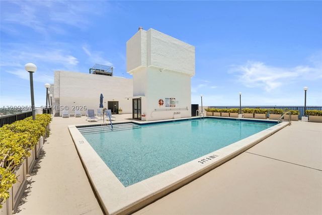 936 Intracoastal Dr 4F, Fort Lauderdale, FL 33304