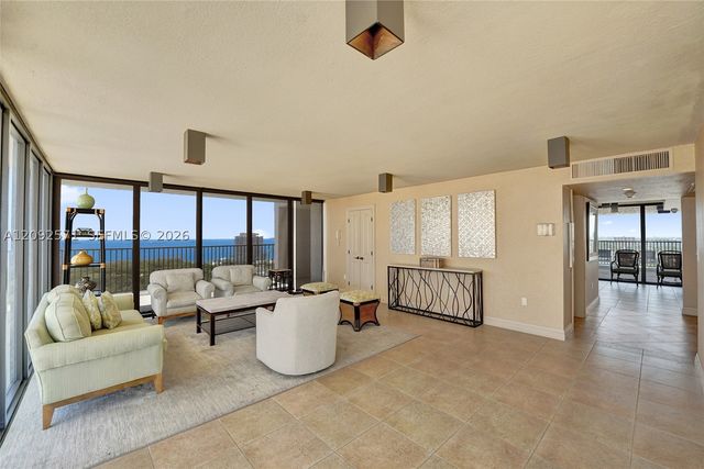 936 Intracoastal Dr 4F, Fort Lauderdale, FL 33304
