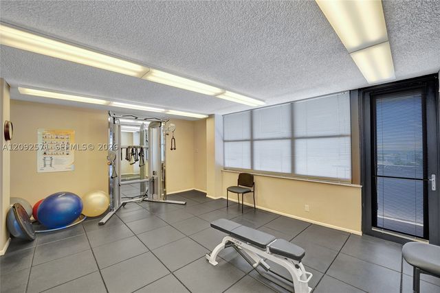 936 Intracoastal Dr 4F, Fort Lauderdale, FL 33304