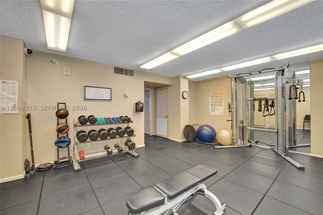 936 Intracoastal Dr 4F, Fort Lauderdale, FL 33304