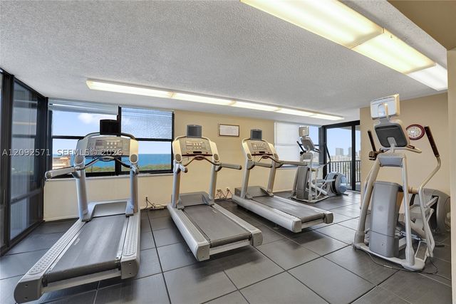 936 Intracoastal Dr 4F, Fort Lauderdale, FL 33304