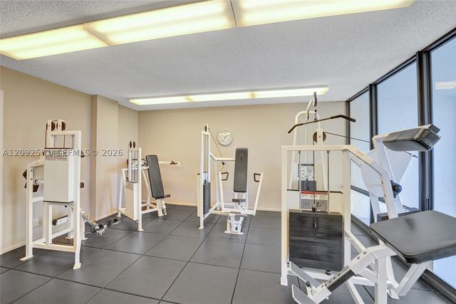 936 Intracoastal Dr 4F, Fort Lauderdale, FL 33304