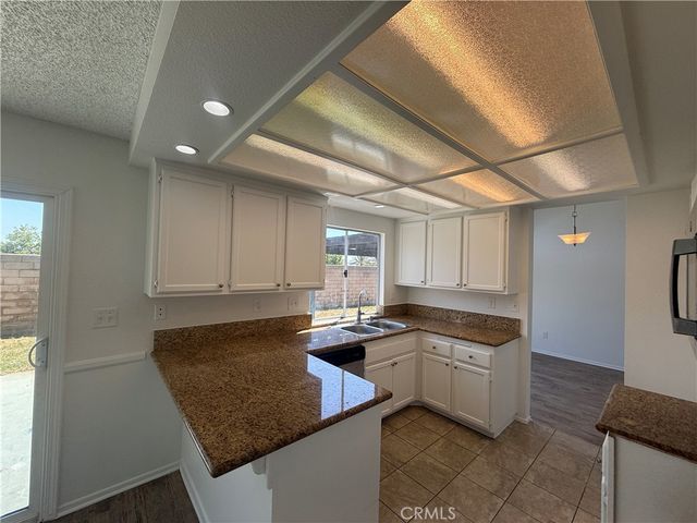 21391 Blossom Hill Lane, Moreno Valley, CA 92557