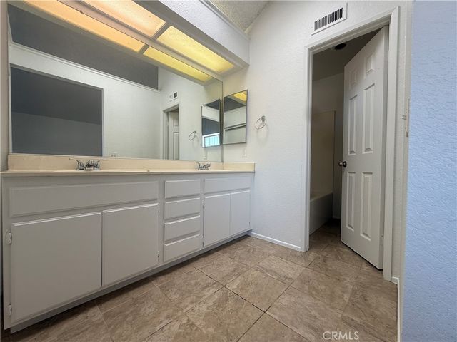 21391 Blossom Hill Lane, Moreno Valley, CA 92557