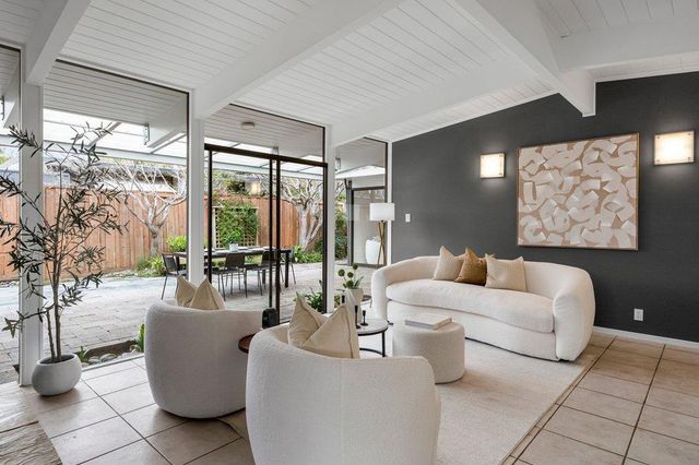 829 Talisman Drive, Palo Alto, CA 94303