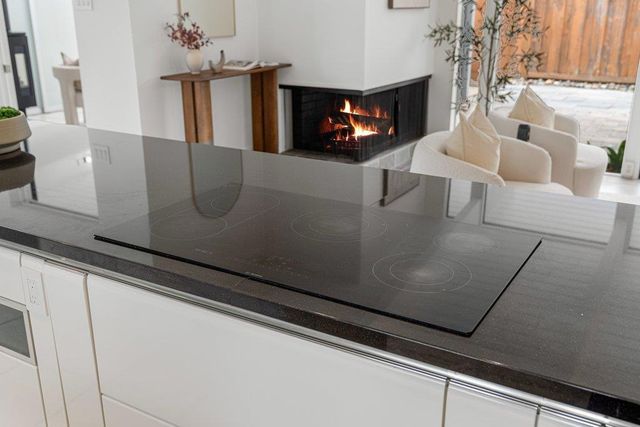 829 Talisman Drive, Palo Alto, CA 94303