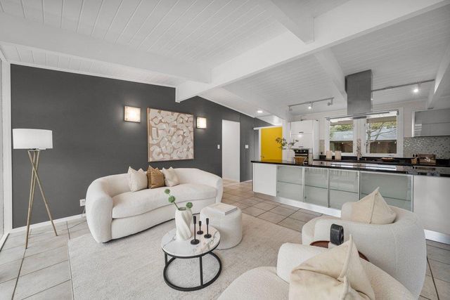 829 Talisman Drive, Palo Alto, CA 94303