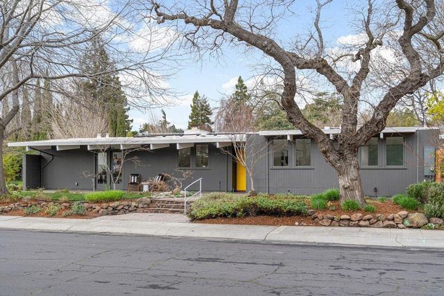 829 Talisman Drive, Palo Alto, CA 94303