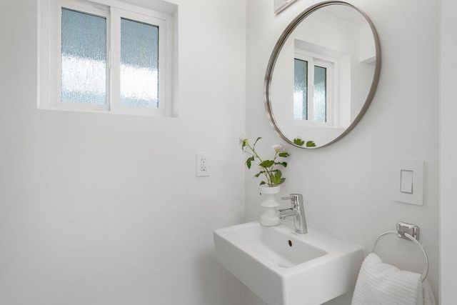 829 Talisman Drive, Palo Alto, CA 94303