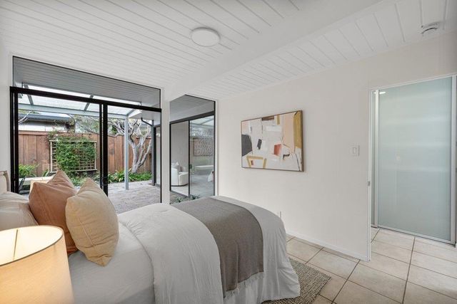 829 Talisman Drive, Palo Alto, CA 94303