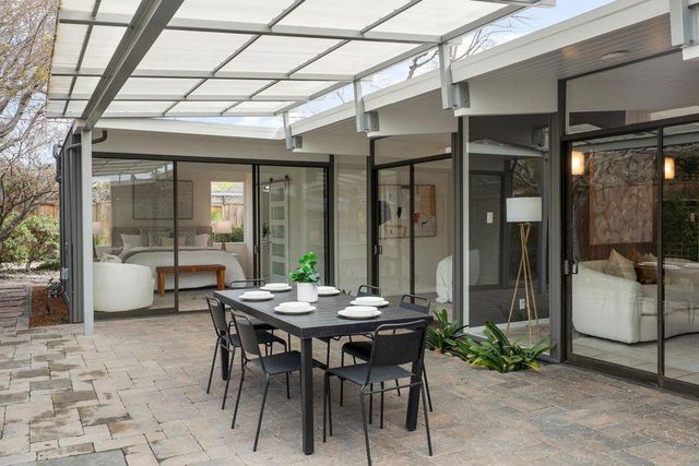 829 Talisman Drive, Palo Alto, CA 94303