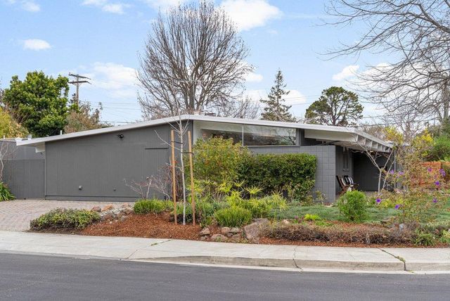 829 Talisman Drive, Palo Alto, CA 94303