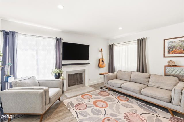 1424 San Simeon Court 4, Ventura, CA 93003