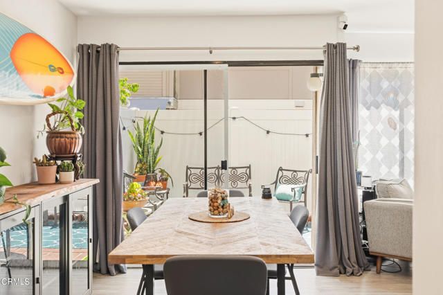 1424 San Simeon Court 4, Ventura, CA 93003