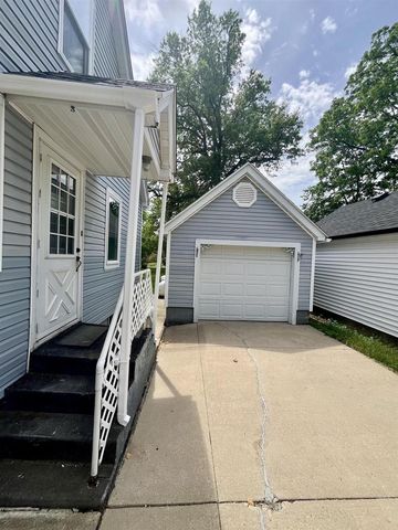 303 Garfield Avenue, Evansville, WI 53536