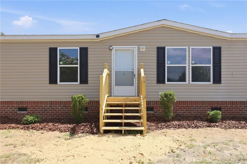 244 Forest Manor Drive, Sanford, NC 27332