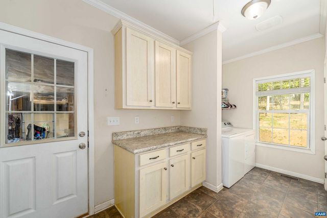 2441 TISDALE RD, Barboursville, VA 22923