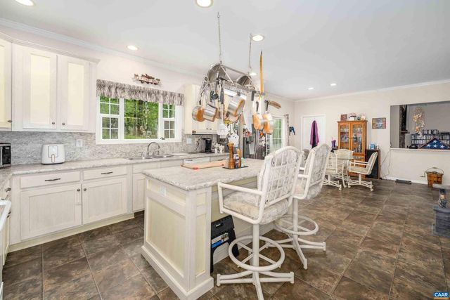 2441 TISDALE RD, Barboursville, VA 22923