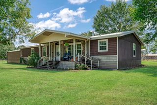 1178 FR 2648, Powderly, TX 75473