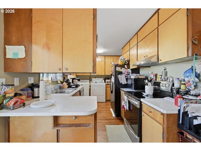 3707 Se 154TH Ave, Portland, OR 97236