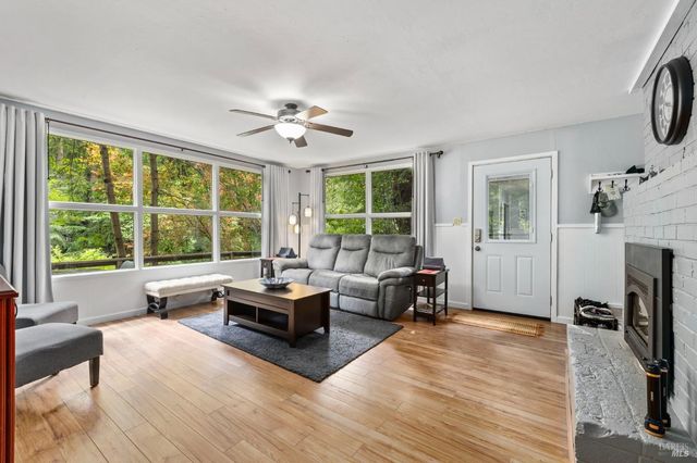 18 Wildwood Ln, Cazadero, CA 95421