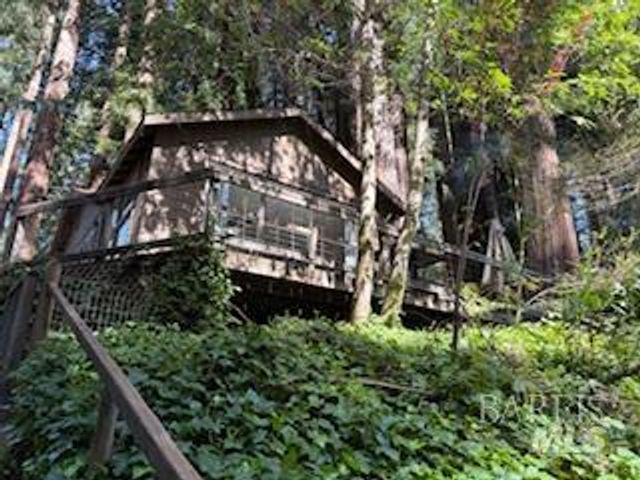 18 Wildwood Ln, Cazadero, CA 95421