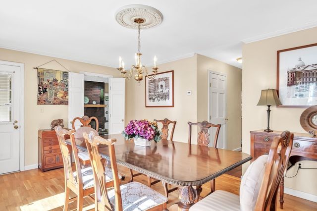 9 Solomon Pierce Rd, Lexington, MA 02420