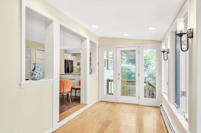 9 Solomon Pierce Rd, Lexington, MA 02420