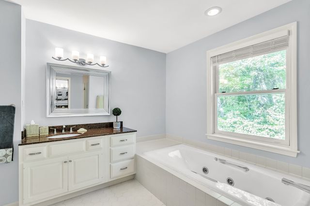 9 Solomon Pierce Rd, Lexington, MA 02420